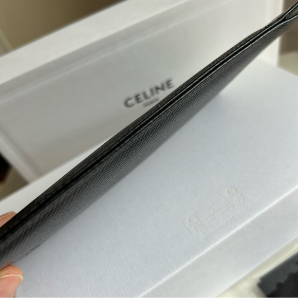 Celine pouch with cloth - Picture 5 of 10